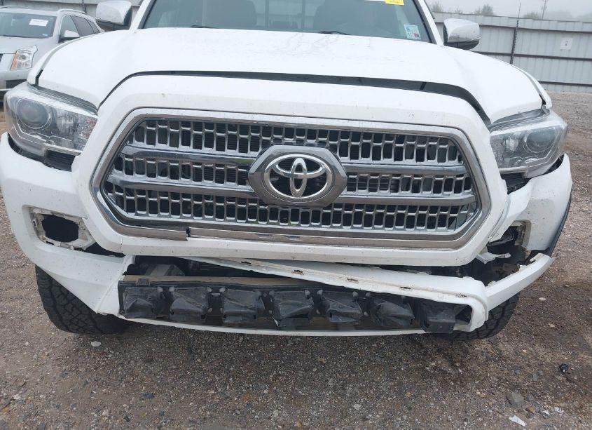 Photo 12 of 2016 Toyota Tacoma LIMITED (VIN 3TMEZ5CN0GM009160)