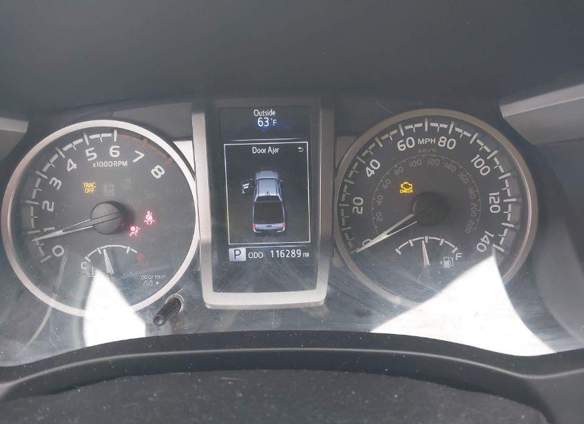 Photo 7 of 2016 Toyota Tacoma LIMITED (VIN 3TMEZ5CN0GM009160)