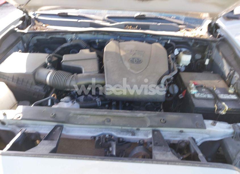 Photo 10 of 2020 Toyota Tacoma LIMITED (VIN 3TMEZ5CN2LM127043)