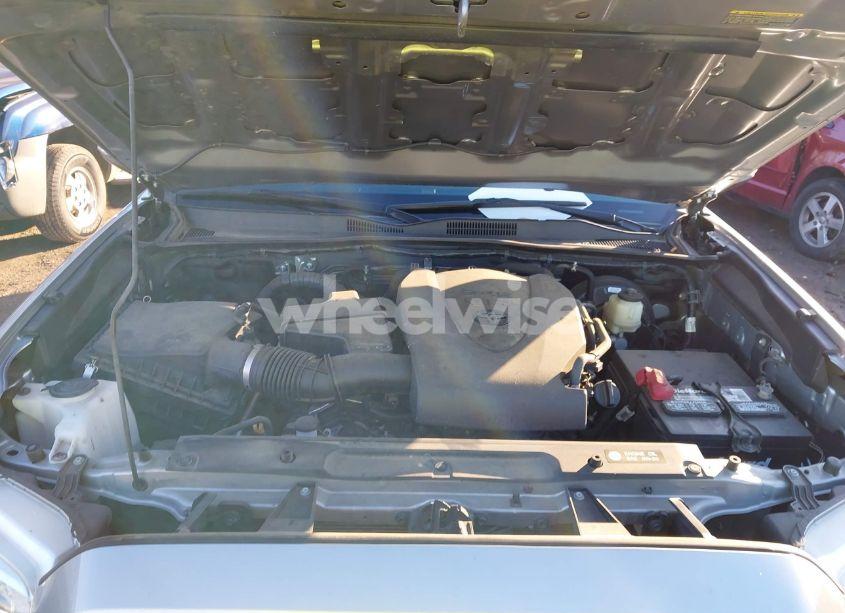Photo 10 of 2016 Toyota Tacoma LIMITED (VIN 3TMEZ5CN4GM016824)