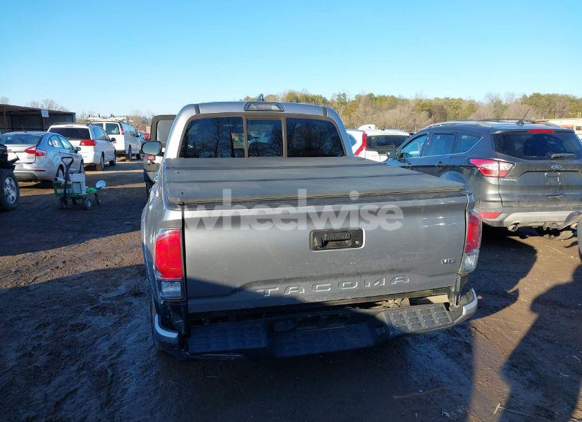 Photo 16 of 2016 Toyota Tacoma LIMITED (VIN 3TMEZ5CN4GM016824)
