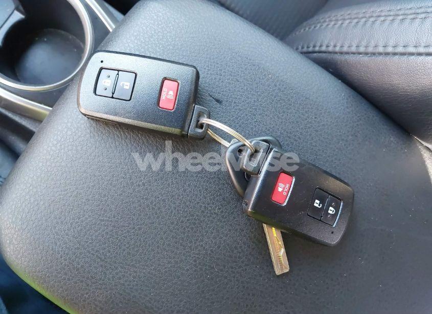 Photo 11 of 2022 Toyota Tacoma LIMITED (VIN 3TMEZ5CN7NM193610)
