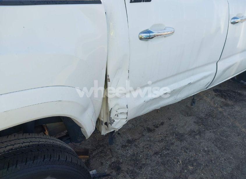 Photo 12 of 2022 Toyota Tacoma LIMITED (VIN 3TMEZ5CN7NM193610)