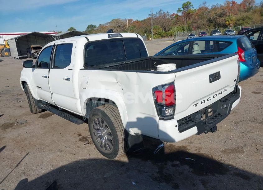 Photo 3 of 2022 Toyota Tacoma LIMITED (VIN 3TMEZ5CN7NM193610)