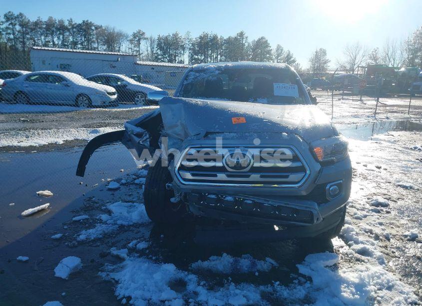 Photo 12 of 2018 Toyota Tacoma LIMITED (VIN 3TMGZ5AN0JM169333)