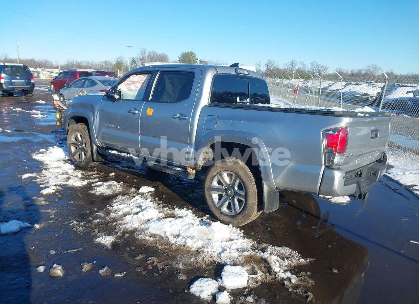 Photo 3 of 2018 Toyota Tacoma LIMITED (VIN 3TMGZ5AN0JM169333)