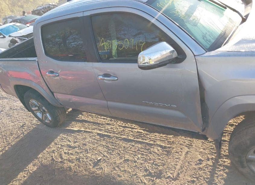 Photo 13 of 2018 Toyota Tacoma LIMITED (VIN 3TMGZ5AN0JM179215)