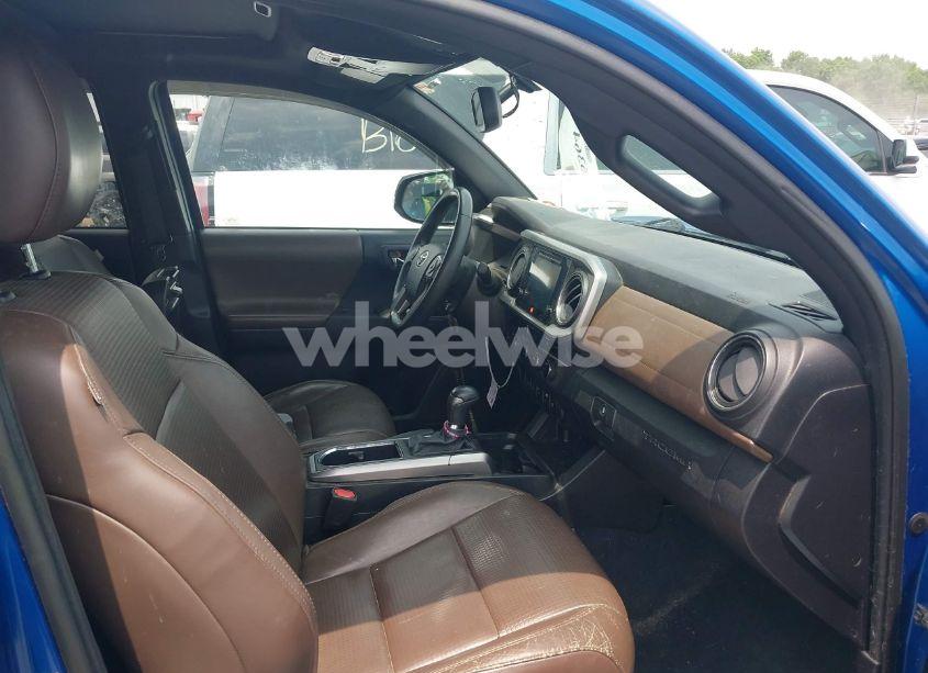 Photo 5 of 2016 Toyota Tacoma LIMITED (VIN 3TMGZ5AN1GM006215)