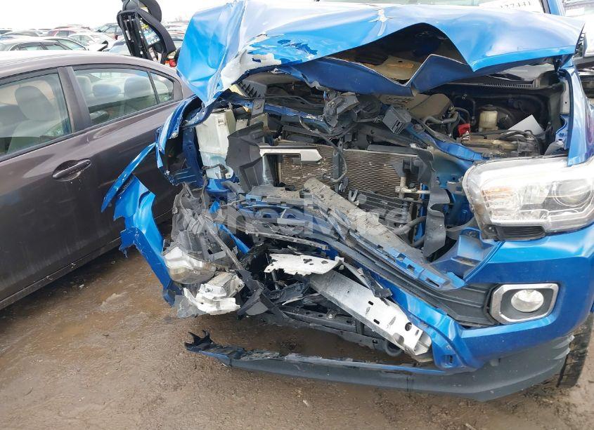 Photo 6 of 2017 Toyota Tacoma LIMITED (VIN 3TMGZ5AN2HM071673)