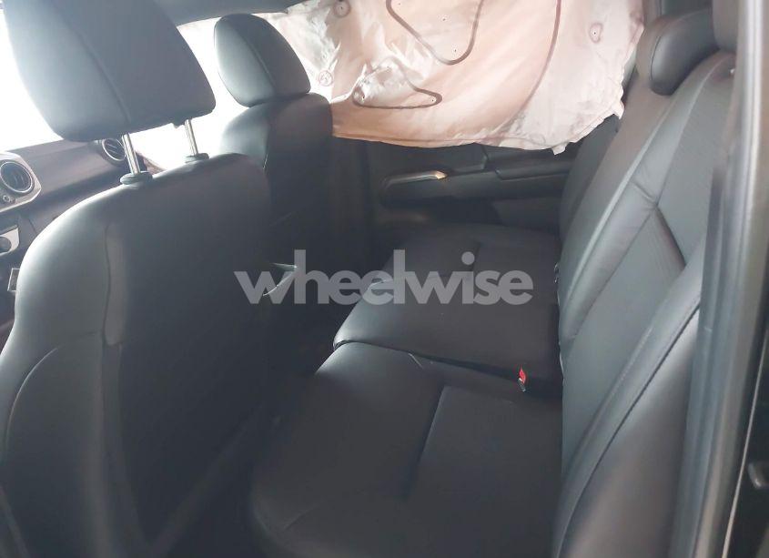 Photo 8 of 2022 Toyota Tacoma LIMITED (VIN 3TMGZ5AN2NM477660)