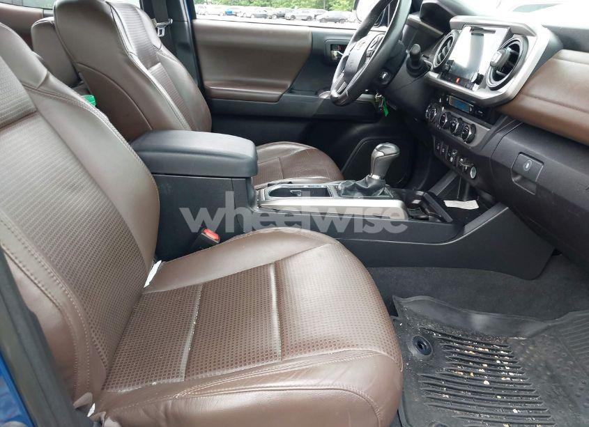 Photo 5 of 2018 Toyota Tacoma LIMITED (VIN 3TMGZ5AN4JM158951)