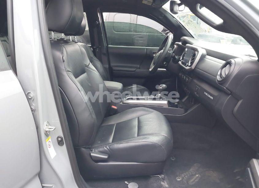 Photo 5 of 2020 Toyota Tacoma LIMITED (VIN 3TMGZ5AN4LM293639)