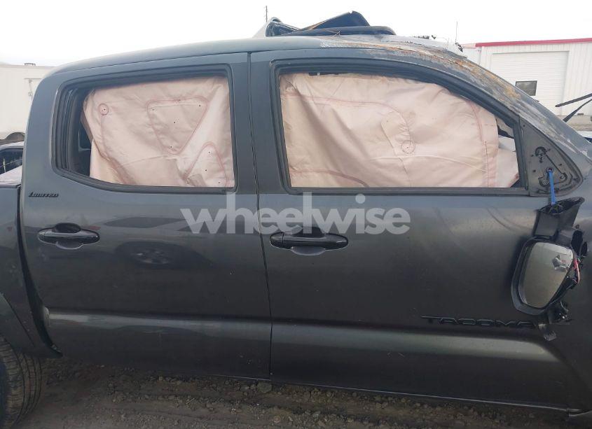 Photo 13 of 2022 Toyota Tacoma LIMITED (VIN 3TMGZ5AN4NM526146)