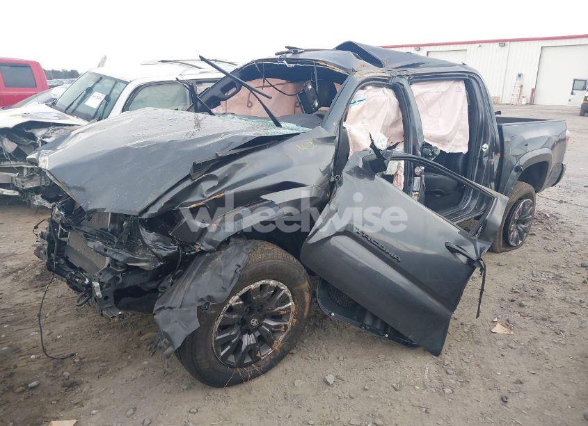 Photo 2 of 2022 Toyota Tacoma LIMITED (VIN 3TMGZ5AN4NM526146)
