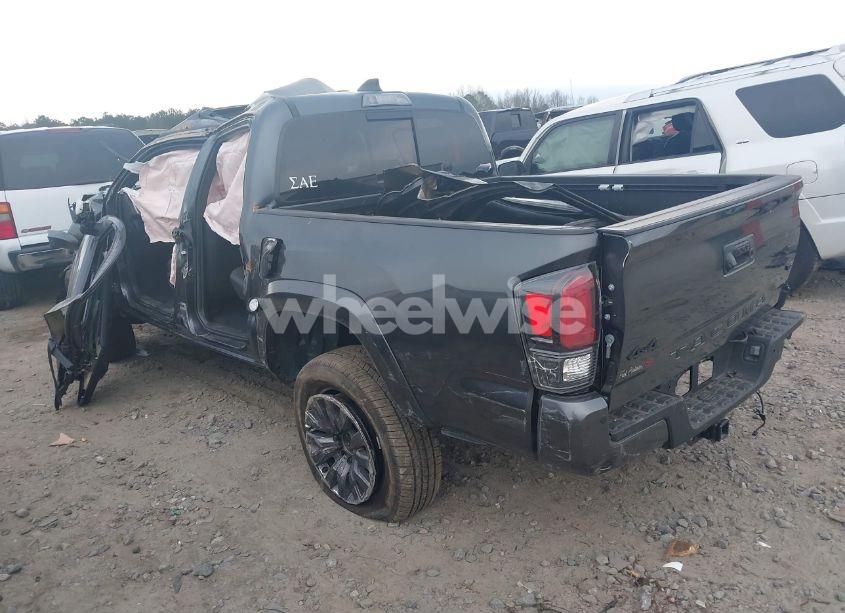 Photo 3 of 2022 Toyota Tacoma LIMITED (VIN 3TMGZ5AN4NM526146)