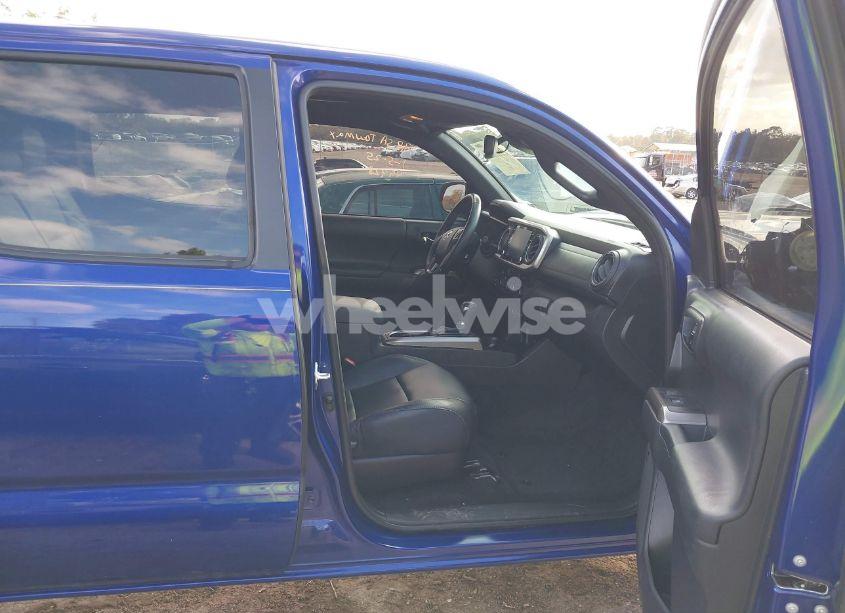 Photo 5 of 2023 Toyota Tacoma LIMITED (VIN 3TMGZ5AN4PM593090)