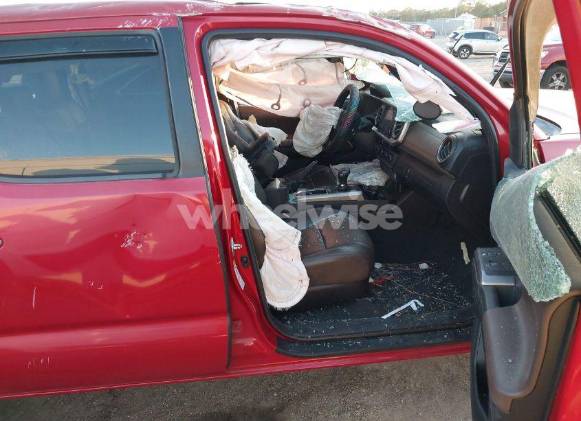Photo 5 of 2016 Toyota Tacoma LIMITED (VIN 3TMGZ5AN5GM002636)