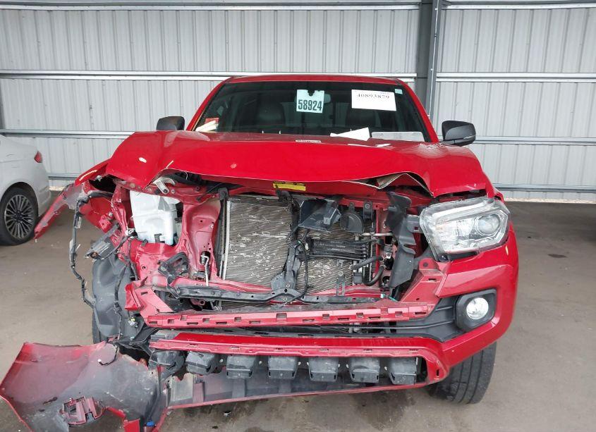 Photo 12 of 2016 Toyota Tacoma LIMITED (VIN 3TMGZ5AN5GM017394)