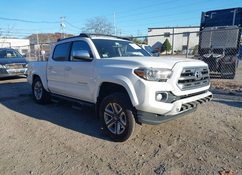 2017 Toyota Tacoma LIMITED (VIN 3TMGZ5AN5HM054298) main photo