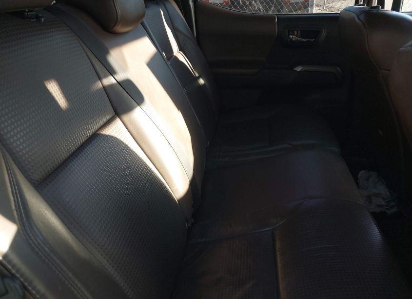 Photo 8 of 2017 Toyota Tacoma LIMITED (VIN 3TMGZ5AN5HM054298)