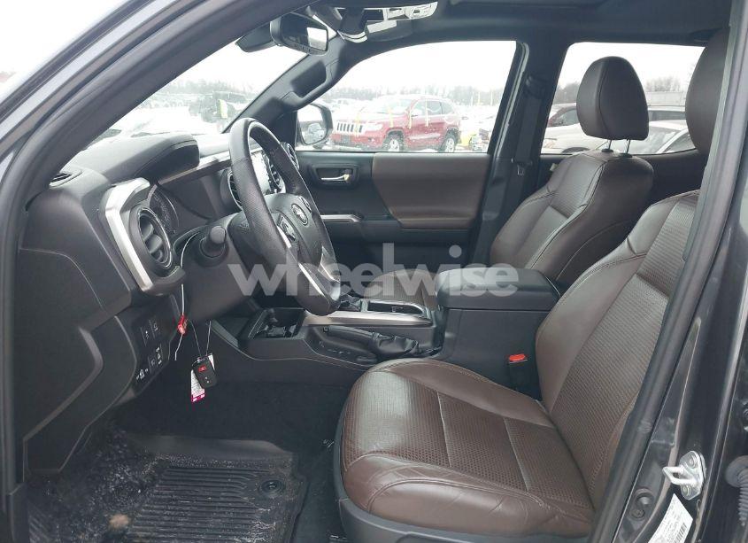 Photo 5 of 2021 Toyota Tacoma LIMITED (VIN 3TMGZ5AN6MM400773)