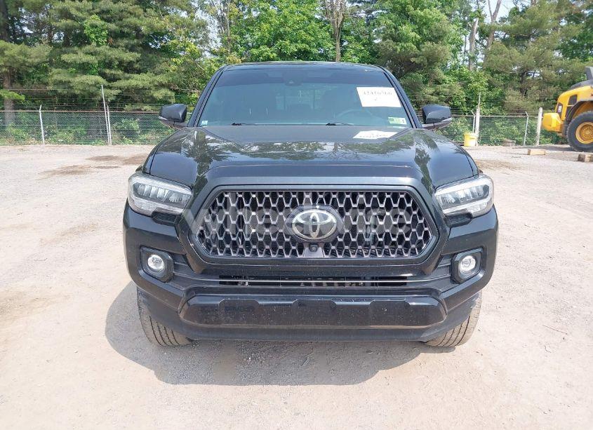 Photo 12 of 2022 Toyota Tacoma LIMITED (VIN 3TMGZ5AN6NM503824)