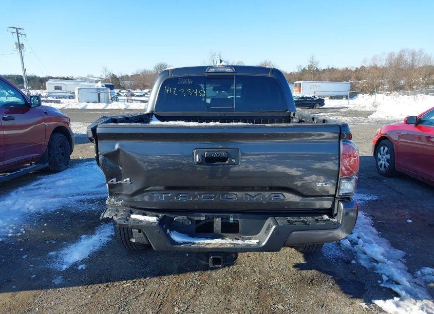Photo 16 of 2020 Toyota Tacoma LIMITED (VIN 3TMGZ5AN7LM292906)