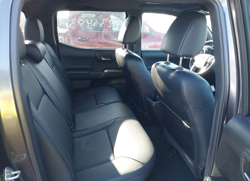 Photo 8 of 2020 Toyota Tacoma LIMITED (VIN 3TMGZ5AN7LM292906)