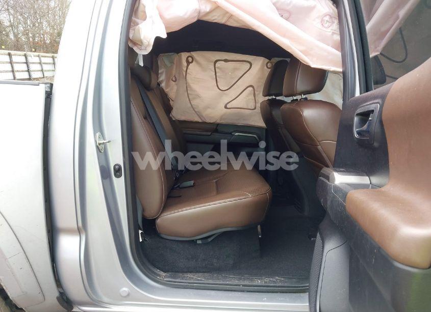 Photo 8 of 2019 Toyota Tacoma LIMITED (VIN 3TMGZ5AN8KM259475)