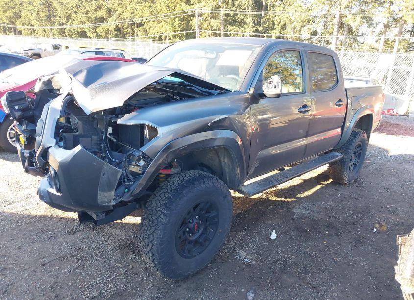 Photo 2 of 2017 Toyota Tacoma LIMITED (VIN 3TMGZ5AN9HM065272)