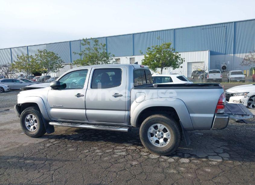 Photo 14 of 2014 Toyota Tacoma PRERUNNER V6 (VIN 3TMJU4GN0EM163253)
