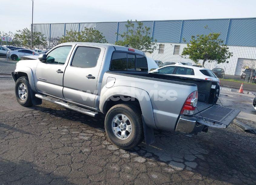 Photo 3 of 2014 Toyota Tacoma PRERUNNER V6 (VIN 3TMJU4GN0EM163253)