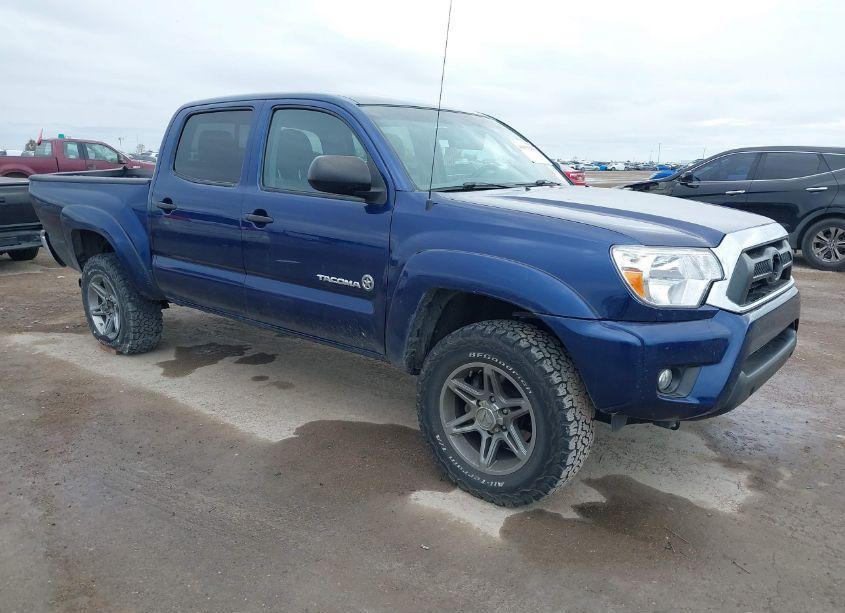 2014 Toyota Tacoma PRERUNNER V6 (VIN 3TMJU4GN0EM172650) main photo