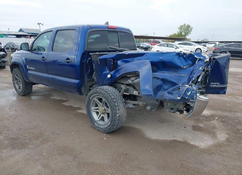 Photo 3 of 2014 Toyota Tacoma PRERUNNER V6 (VIN 3TMJU4GN0EM172650)