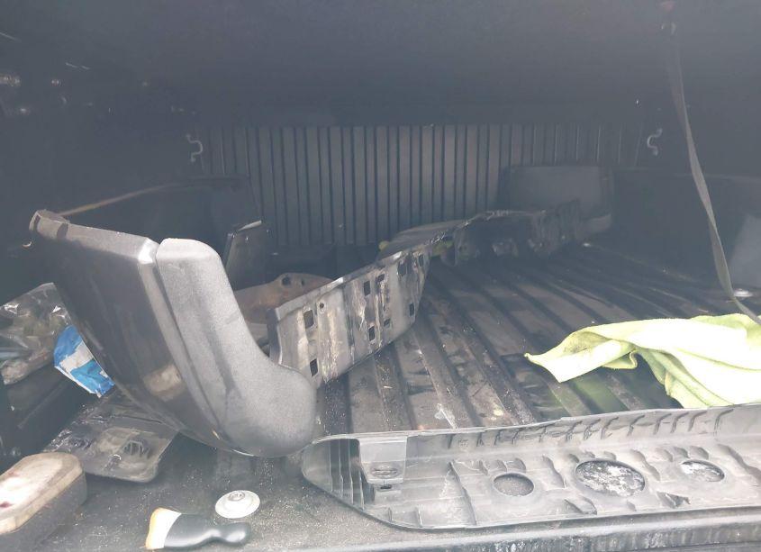 Photo 12 of 2015 Toyota Tacoma DOUBLE CAB PRERUNNER (VIN 3TMJU4GN0FM186257)