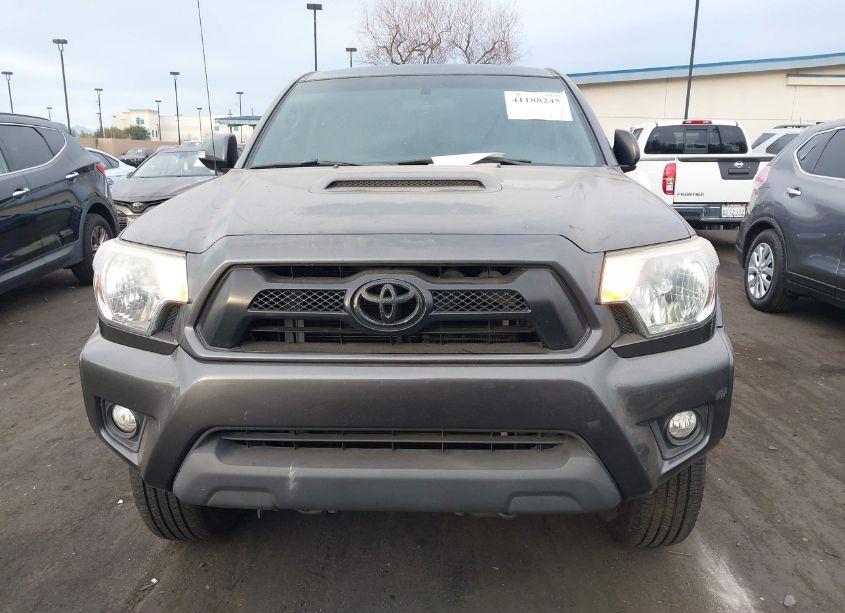 Photo 13 of 2015 Toyota Tacoma DOUBLE CAB PRERUNNER (VIN 3TMJU4GN0FM186257)