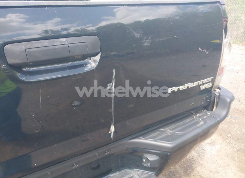 Photo 18 of 2011 Toyota Tacoma PRERUNNER V6 (VIN 3TMJU4GN1BM112470)