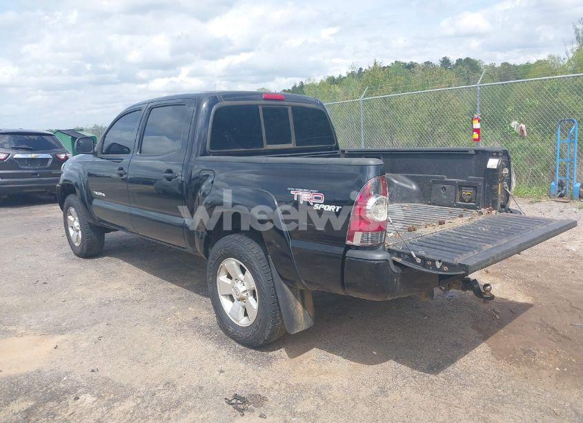 Photo 3 of 2011 Toyota Tacoma PRERUNNER V6 (VIN 3TMJU4GN1BM112470)