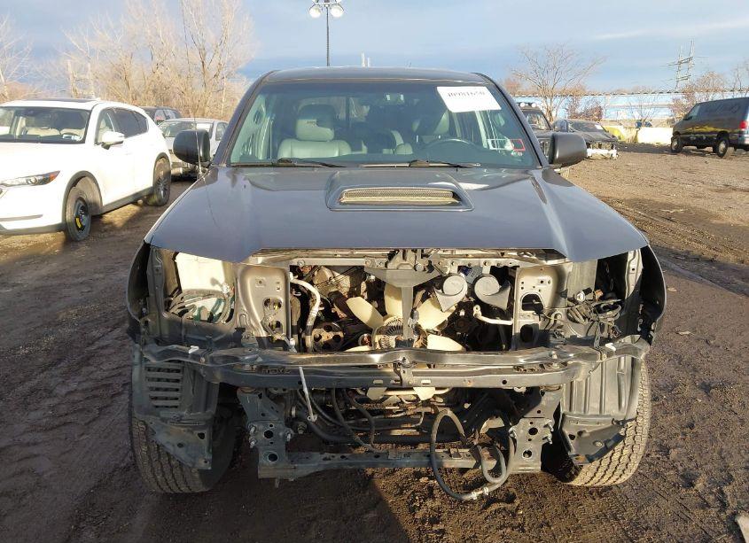 Photo 13 of 2014 Toyota Tacoma PRERUNNER V6 (VIN 3TMJU4GN1EM163925)