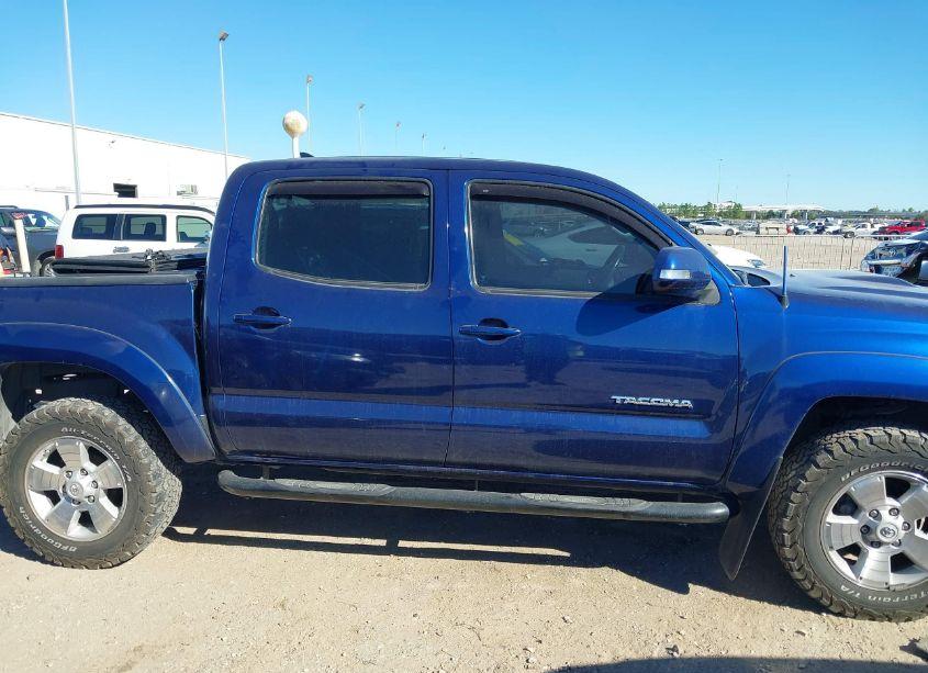 Photo 13 of 2014 Toyota Tacoma DOUBLE CAB PRERUNNER (VIN 3TMJU4GN2EM163089)