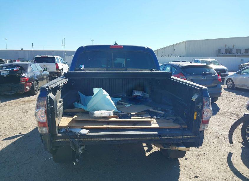 Photo 16 of 2014 Toyota Tacoma DOUBLE CAB PRERUNNER (VIN 3TMJU4GN2EM163089)