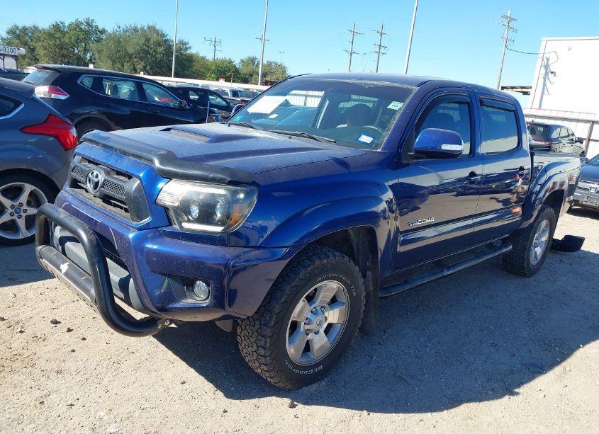 Photo 2 of 2014 Toyota Tacoma DOUBLE CAB PRERUNNER (VIN 3TMJU4GN2EM163089)