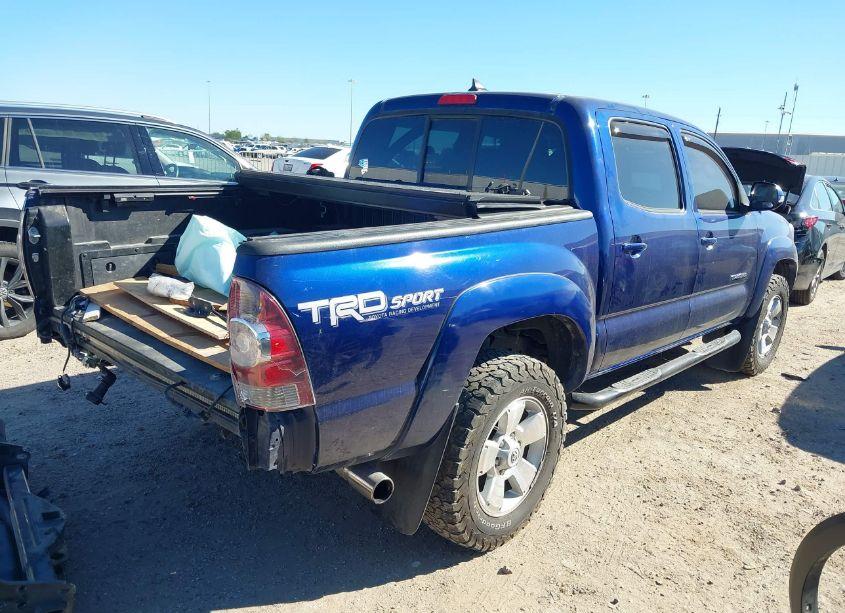 Photo 4 of 2014 Toyota Tacoma DOUBLE CAB PRERUNNER (VIN 3TMJU4GN2EM163089)