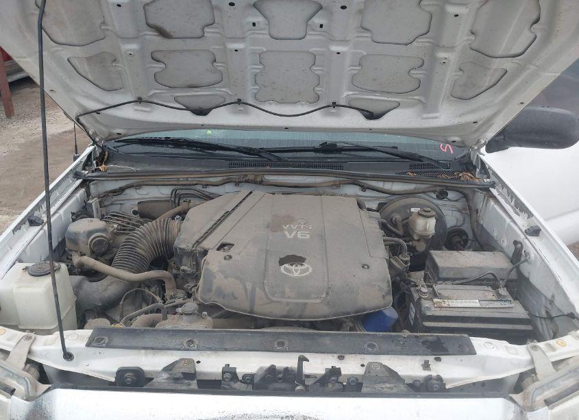Photo 10 of 2013 Toyota Tacoma DOUBLE CAB PRERUNNER (VIN 3TMJU4GN3DM139141)