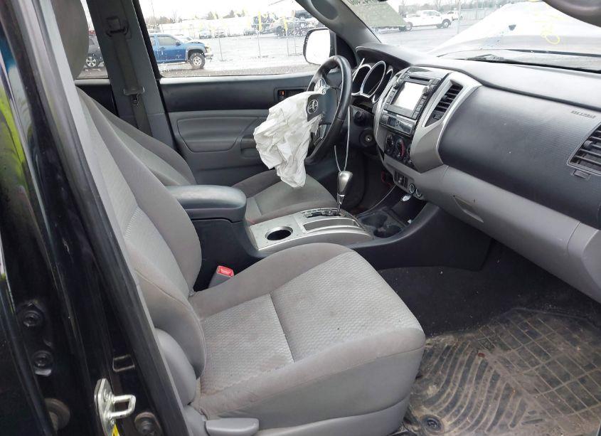 Photo 5 of 2013 Toyota Tacoma DOUBLE CAB PRERUNNER (VIN 3TMJU4GN3DM142332)