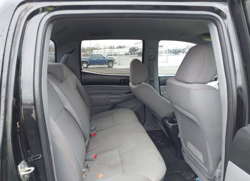 Photo 8 of 2013 Toyota Tacoma DOUBLE CAB PRERUNNER (VIN 3TMJU4GN3DM142332)
