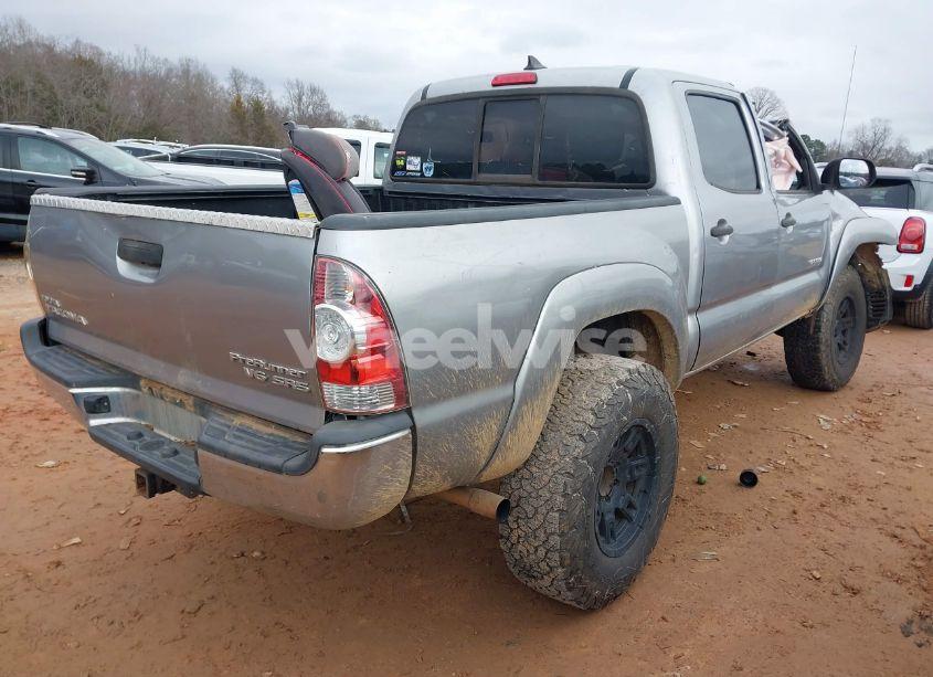 Photo 4 of 2015 Toyota Tacoma PRERUNNER V6 (VIN 3TMJU4GN3FM179304)