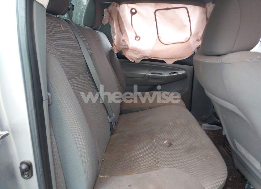 Photo 8 of 2015 Toyota Tacoma PRERUNNER V6 (VIN 3TMJU4GN3FM179304)