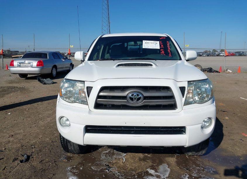 Photo 12 of 2010 Toyota Tacoma DOUBLE CAB PRERUNNER (VIN 3TMJU4GN4AM098997)