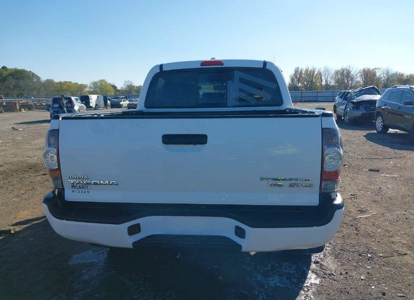 Photo 16 of 2010 Toyota Tacoma DOUBLE CAB PRERUNNER (VIN 3TMJU4GN4AM098997)